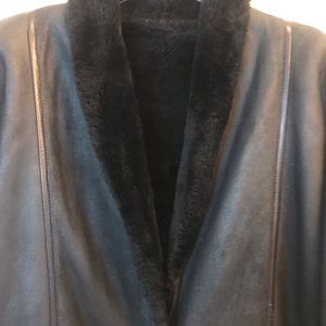 Black Sherpa leather 90’s coat